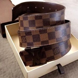 Brown Men's Louie Vuitton belt